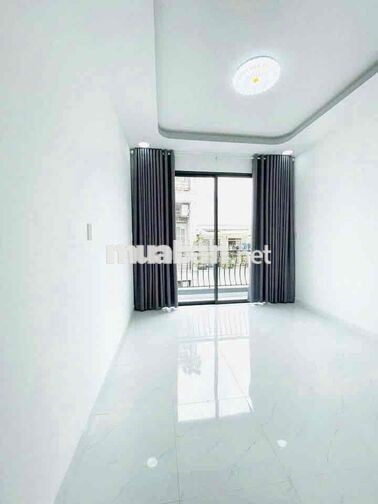 NHÀ MỚI 100% – 4 TẦNG – HẺM THÔNG – CÁCH 2 CĂN RA HẺM Ô TÔ – NGUYỄN DU