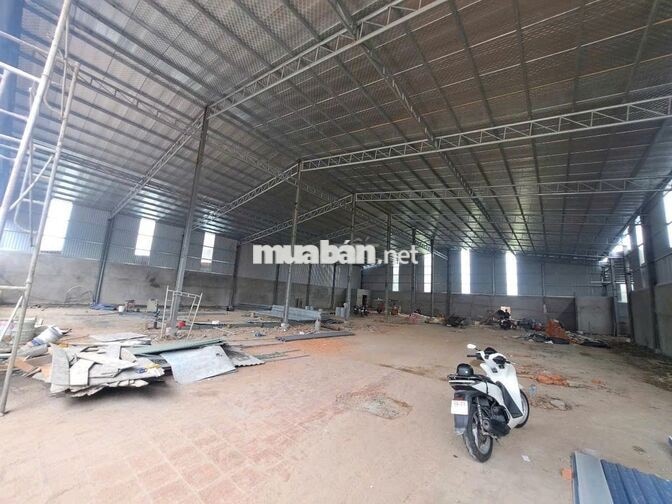 CHO THUÊ KHO MẶT TIỀN ĐƯỜNG TRẦN VĂN DƯ 35X72M CÓ SÂN VÀ VP, PCCC