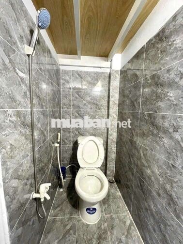 PHÒNG DUPLEX GÁC CAO - SIÊU RỘNG - NGAY BỐN XÃ - SẴN MÁY LẠNH - 7P HIU