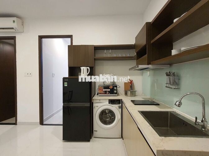 Cho thuê căn hộ 2 phòng ngủ, 2 phòng tắm, có ban công, gần ngày Kmart