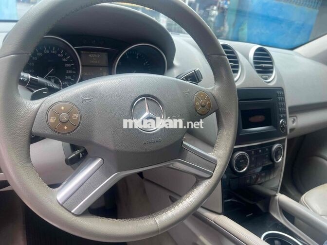 Mercedes-Benz ML 350 Bạc Đức