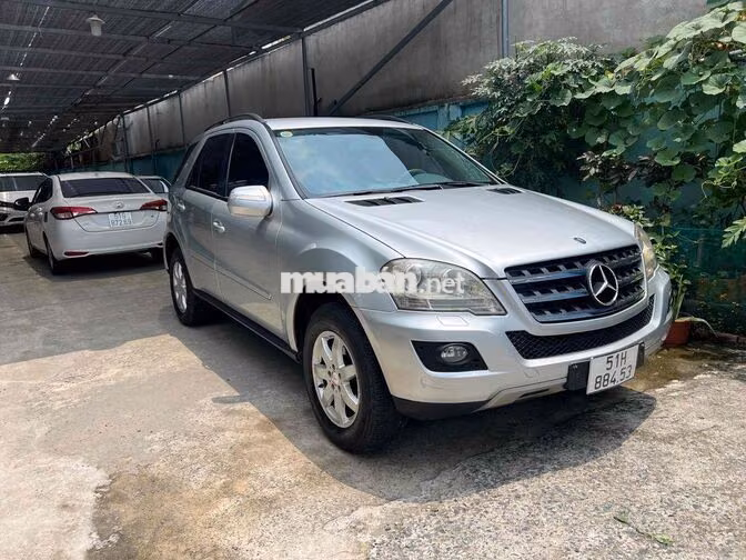 Mercedes-Benz ML 350 Bạc Đức
