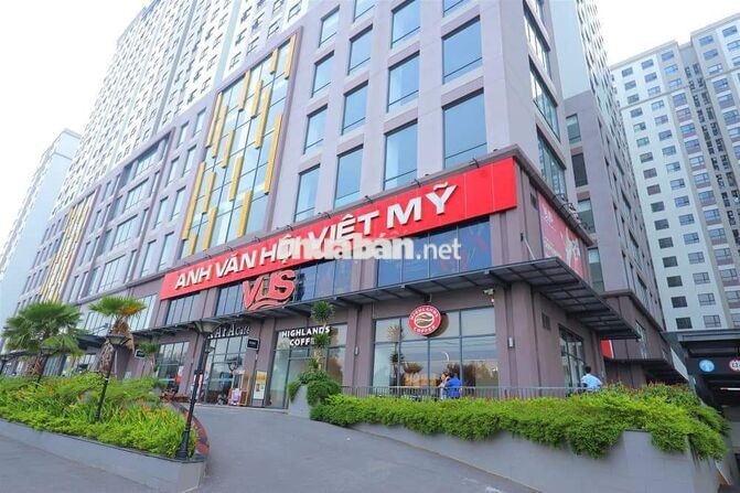 Cho thuê Green River dt72m2/ 2PN giá 9tr7 có 2 máy lạnh, 2 máy nóng. 