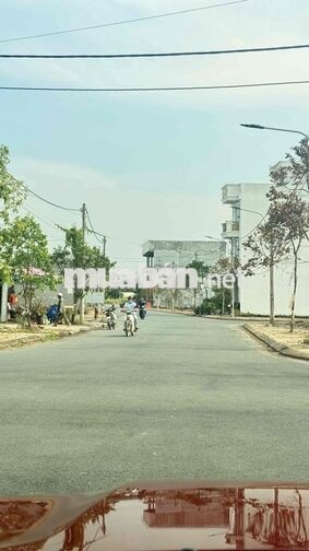 Nền Hưng Phát Mái Dầm hàng hiếm giá rẻ nhất