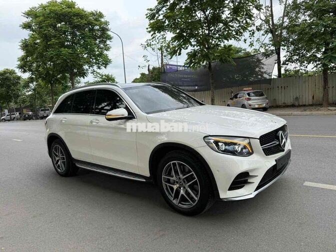Mercedes Benz GLC 2019 300 4Matic - 95000 km