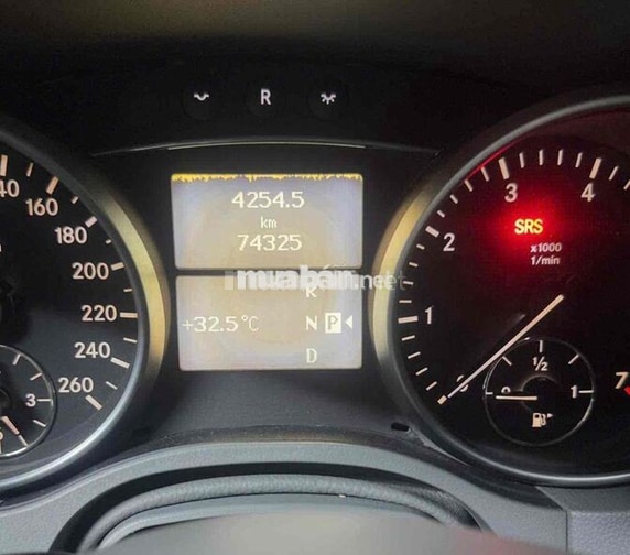 Mercedes-Benz ML 350 Bạc Đức