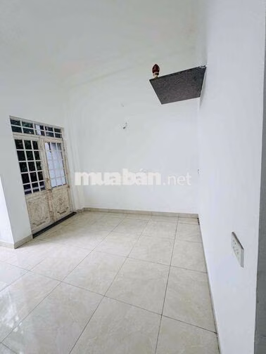 cho thuê mặt tiền huỳnh ngọc huệ