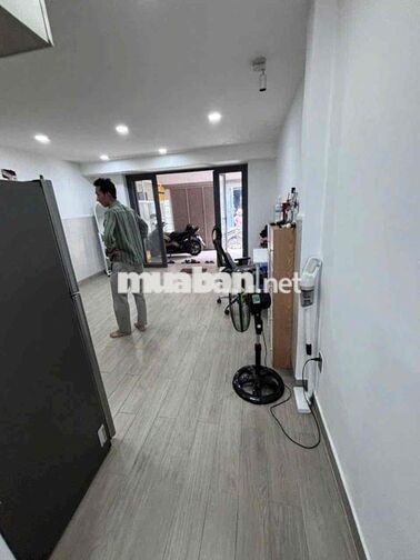 🎁cho thuê nhà 49/ Đường số 51 P14 Gò Vấp 4m❌18m 2pn 2wc