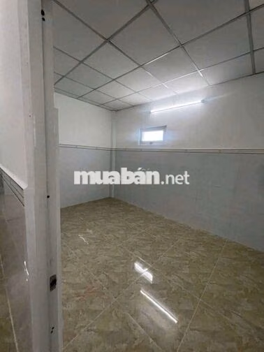 xưởng 4*25. trống suốt có gác lửng 2pn. Q12