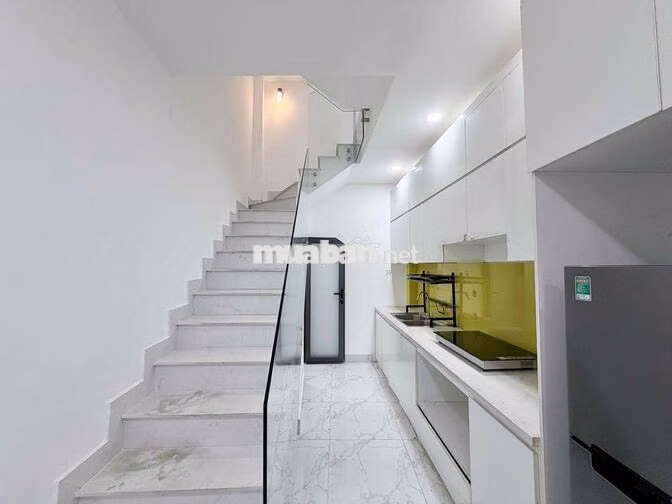 Nhà Mới 3PN 1PK 4WC Diện Tích Sử Dụng 90m2 Ngay Khu Sầm Uất Phú Nhuận