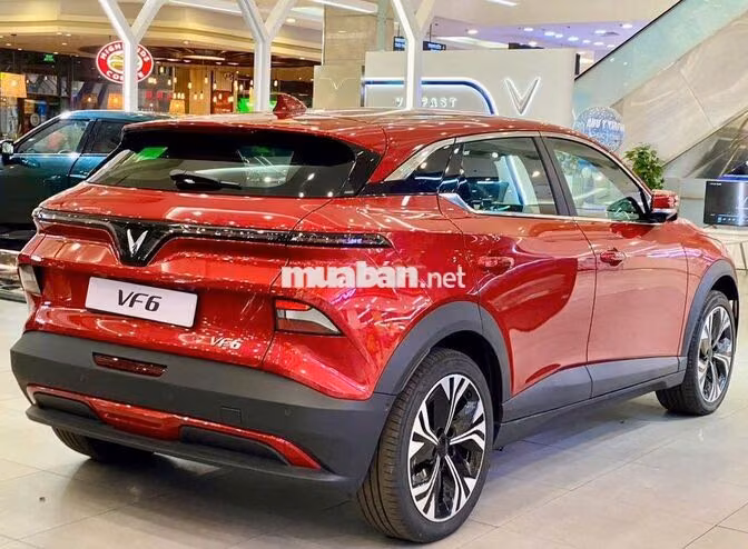VinFast VF6  trả trươc 90Tr