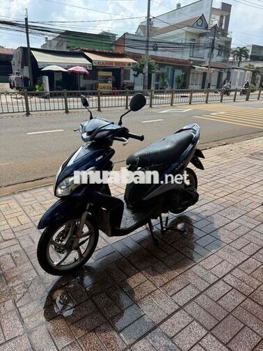 Xe tay ga Yamaha Luvias FI Xanh đen cũ