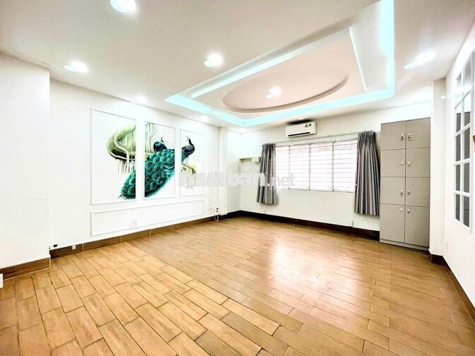 NHÀ MẶT TIỀN ĐƯỜNG FULL NỘI THẤT 1T3L 6PN LINH TRUNG THỦ ĐỨC