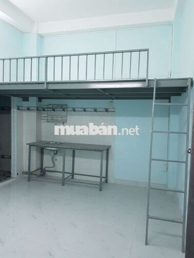 PHÒNG TRỌ 20m2, GÁC LỬNG. ĐƯỜNG HUỲNH VĂN NGHỆ, Q. TÂN BÌNH