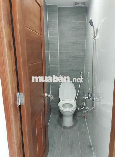 Cho thuê nhà 172/3B Đặng Văn Ngữ, Phường 10, Quận Phú Nhuận