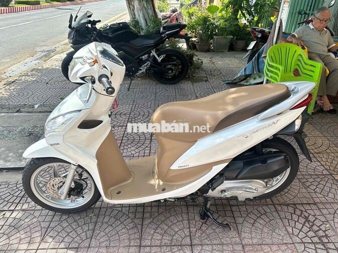 Honda Vision 2014 zin dep vĩnh long