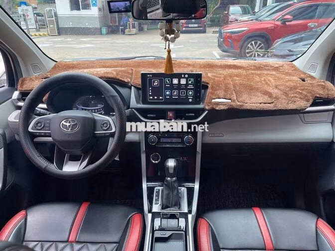 Toyota Veloz Cross TOP 2024 Bạc 133000 km
