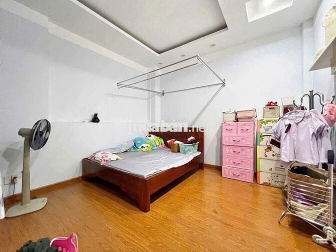 NHÀ MẶT TIỀN ĐƯỜNG FULL NỘI THẤT 1T3L 6PN LINH TRUNG THỦ ĐỨC