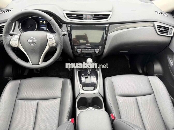 Nissan X-Trail 2020 2.5 4x4 Đen
