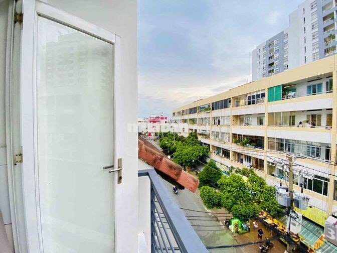 CHO THUÊ PHÒNG DUPLEX BAO ĐẸP MẶT TIỀN 212 NI SƯ HUỲNH LIÊN