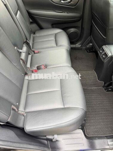 Nissan X-Trail 2020 2.5 4x4 Đen
