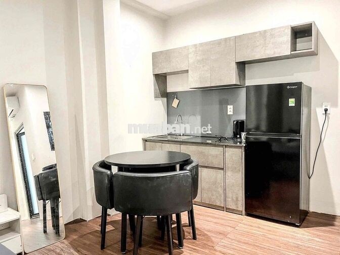 🔥Căn Hộ 2Ph Ngủ Full NT - Cửa Sổ - Ban Công - Gần Ngã Tư Phú Nhuận
