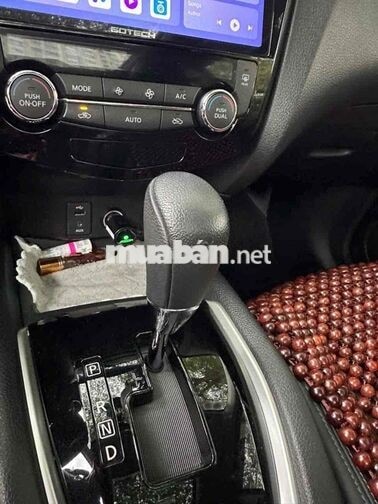 Nissan X-Trail 2020 2.5 4x4 Đen