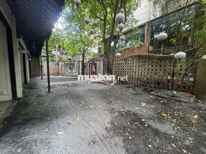 Sốc có 1-0-2 - Villa tọa lạc vị trí đẳng cấp ngay Bến Nghé giá chỉ 1xx