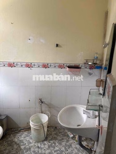 Cho thue nhà mặt tiền đường Cử luyên , F5 Tân An