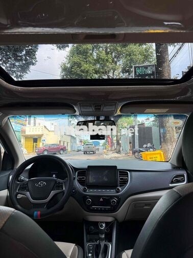 Hyundai Accent 2024 ATH bản full cửa nóc