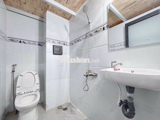 PHÒNG DUPLEX FULL NT – THANG MÁY – NGAY DƯƠNG QUẢNG HÀM - GẦN VLU, IUH