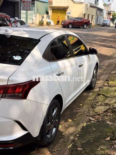 Hyundai Accent 2024 ATH bản full cửa nóc
