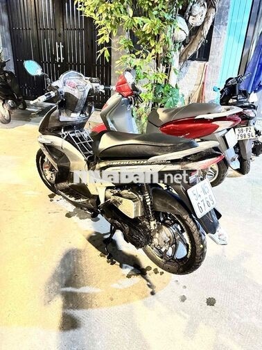 Honda Air Blade Đen bạc Xăng phun điện tử