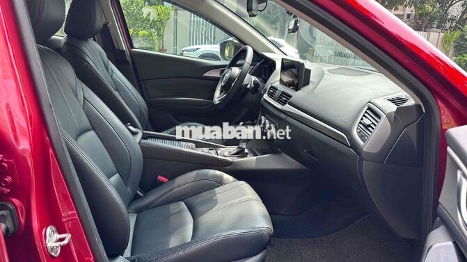 Mazda 3 Luxury 2019 Đỏ pha lê Tự động