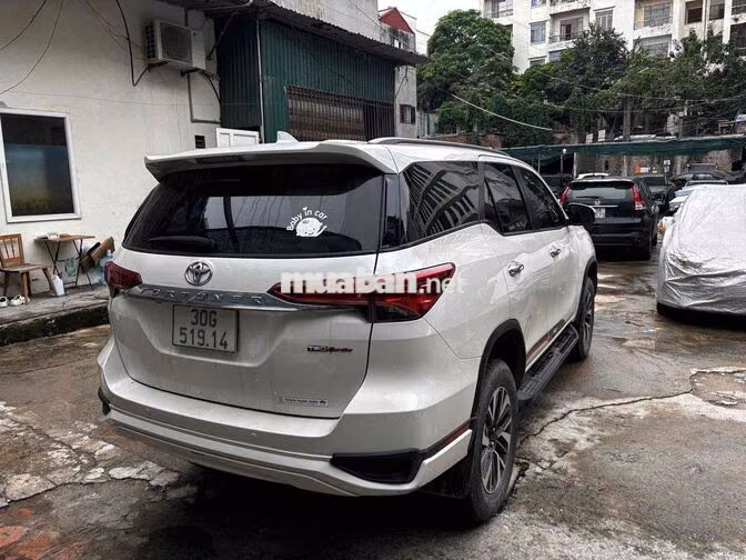 Toyota Fortuner TRD 2.7V 4x2 2019 Trắng 54077 km