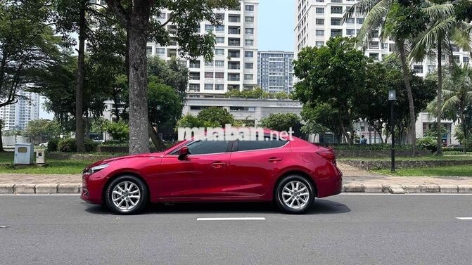 Mazda 3 Luxury 2019 Đỏ pha lê Tự động