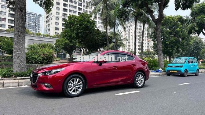Mazda 3 Luxury 2019 Đỏ pha lê Tự động