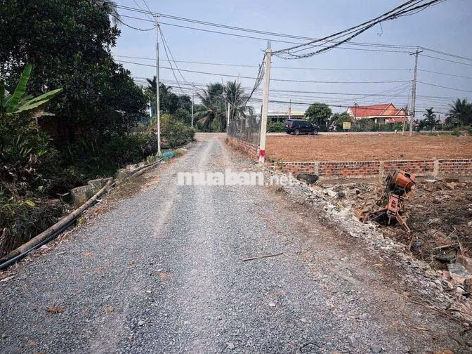 550m Đất Vườn sát bên nhựa ĐT.816