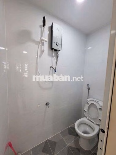Cho thuê nguyên căn Mặt tiền Hoàng Sa, 40m2 x 4 tầng, lửng