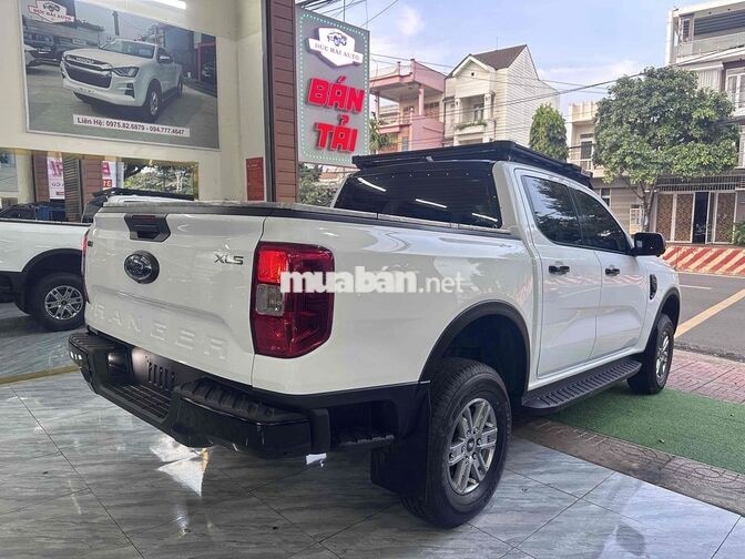 Ford Ranger XLS 2024 2 cầu Tự động Trắng