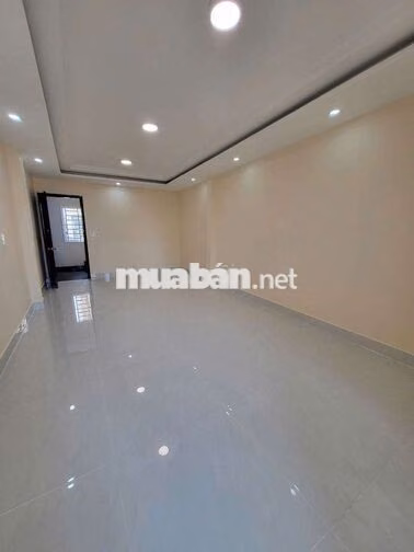 Cho thuê nguyên căn Mặt tiền Hoàng Sa, 40m2 x 4 tầng, lửng