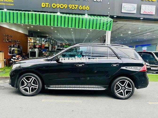 Mercedes GLE 400 4MATIC 2018 Đen