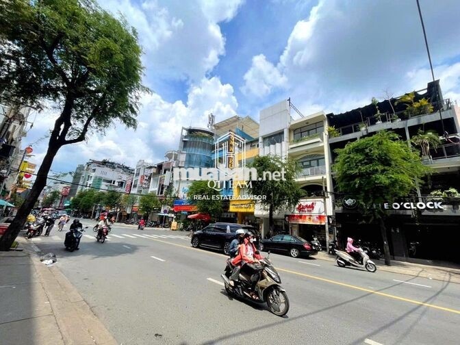 🏢 Mặt tiền Nguyễn Gia Trí Ngang 8m– 160m² – Trệt 3 Lầu – 220tr