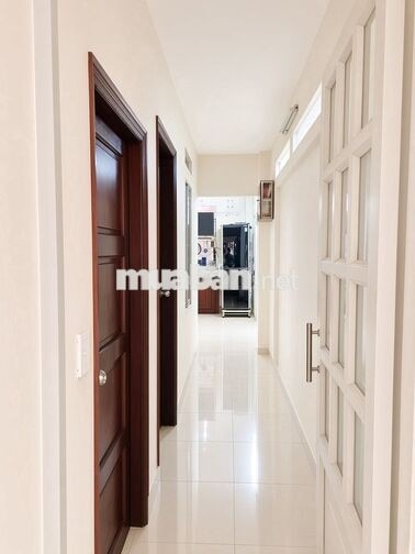 Chính chủ bán nhà diện tích lớn hẻm 21 Trường Sơn cạnh T1 Tân Sơn Nhất