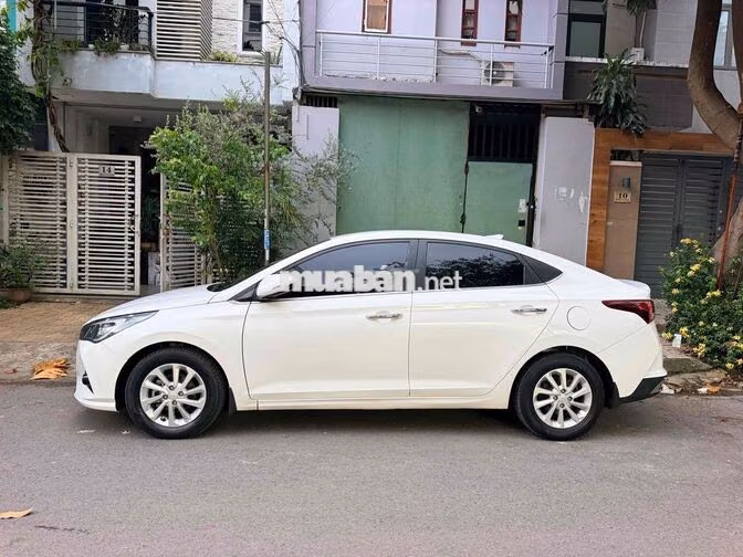 Hyundai Accent 2021 Tự động Trắng