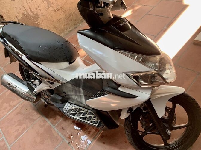 Honda Air Blade 2010 Trắng Thái Lan