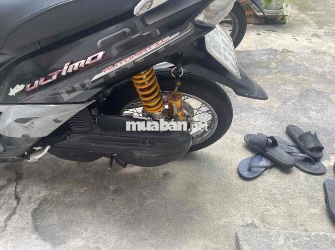 Yamaha Ultimo đen