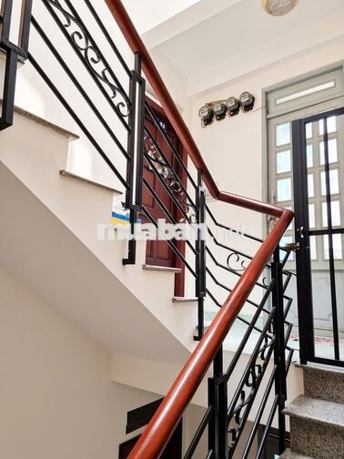Chính chủ bán nhà diện tích lớn hẻm 21 Trường Sơn cạnh T1 Tân Sơn Nhất