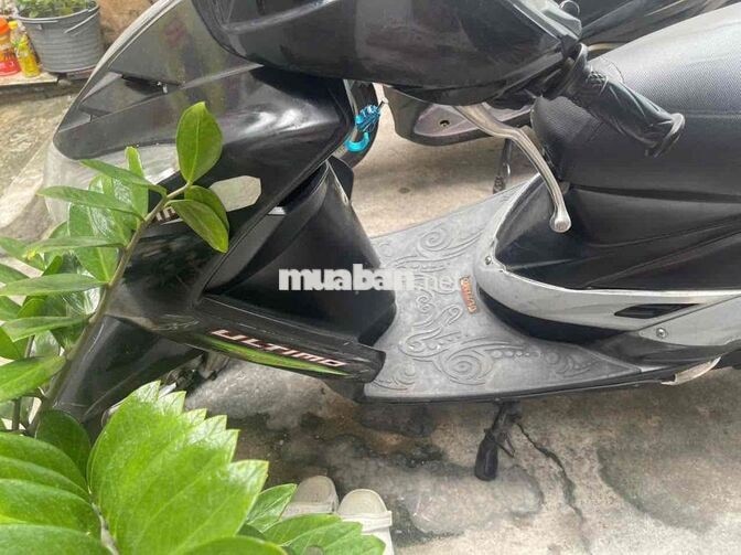Yamaha Ultimo đen