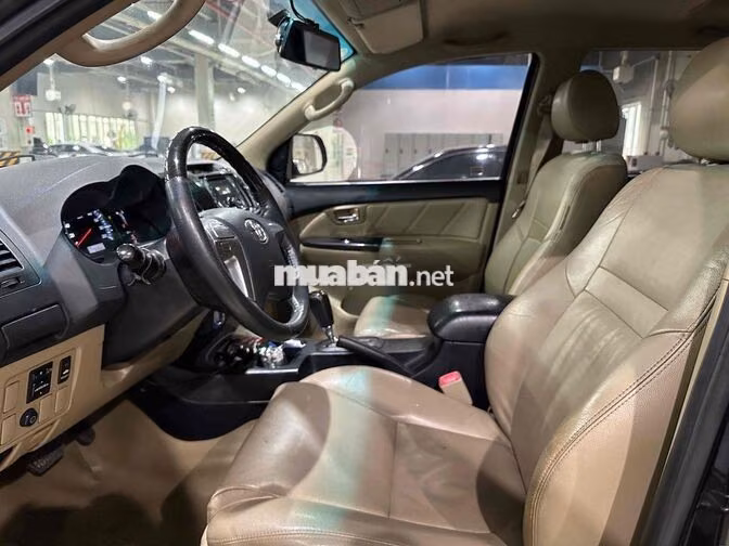 Toyota Fortuner 2014 2.7V Đen Tự động